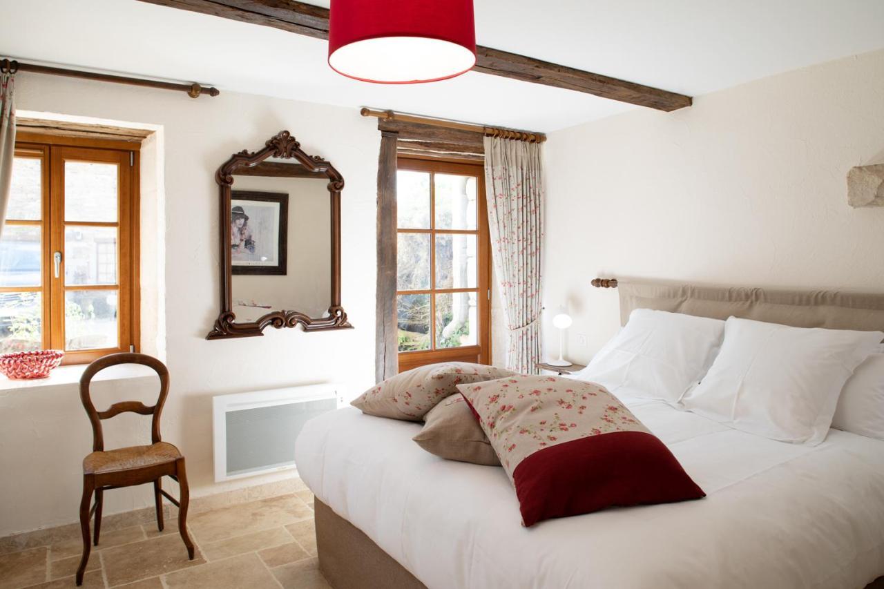 L'Hote Antique - Maison D'Hote- 4 Suites Avec Cuisine Pichanges Bagian luar foto
