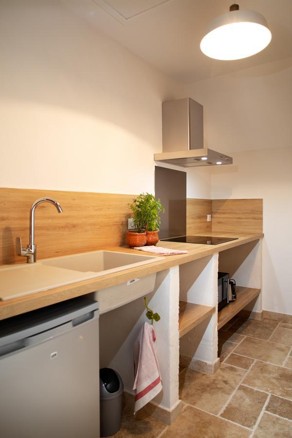 L'Hote Antique - Maison D'Hote- 4 Suites Avec Cuisine Pichanges Bagian luar foto